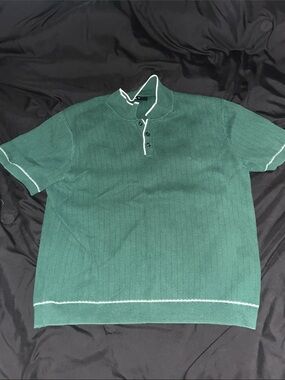 Men's Green Short-Sleeve Knit Button-Down Shirt with Contrast Trim